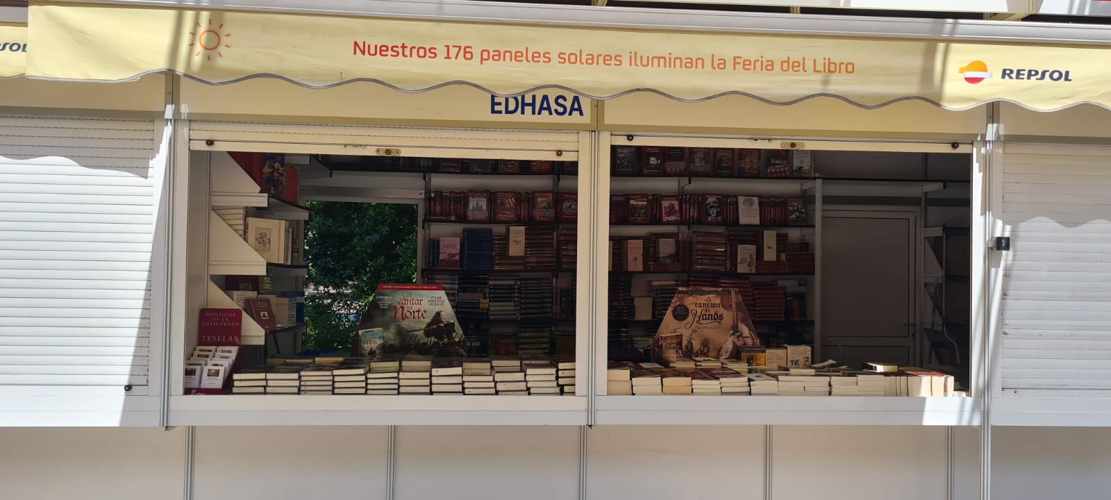 EDHASA EN LA FERIA DEL LIBRO DE MADRID